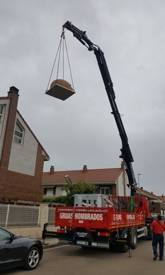 Grúas Hombrados camión grúa 4